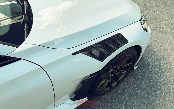 For BMW G87 M2 Dry Carbon Fiber Fenders